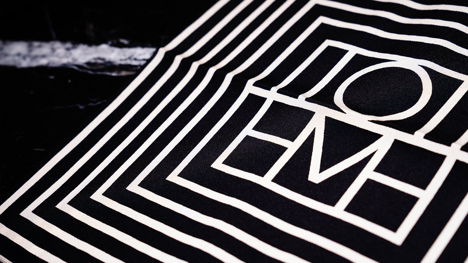 Totême varumärkesbild